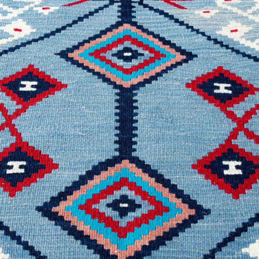 Açık Mavi Geleneksel Motifli Kirkitli El Dokuma Yün Kilim - 2