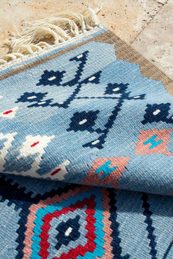Açık Mavi Geleneksel Motifli Kirkitli El Dokuma Yün Kilim - 5