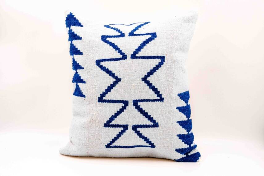 Krem Lacivert Geometrik Yün Kilim Kırlent Kılıfı - 1
