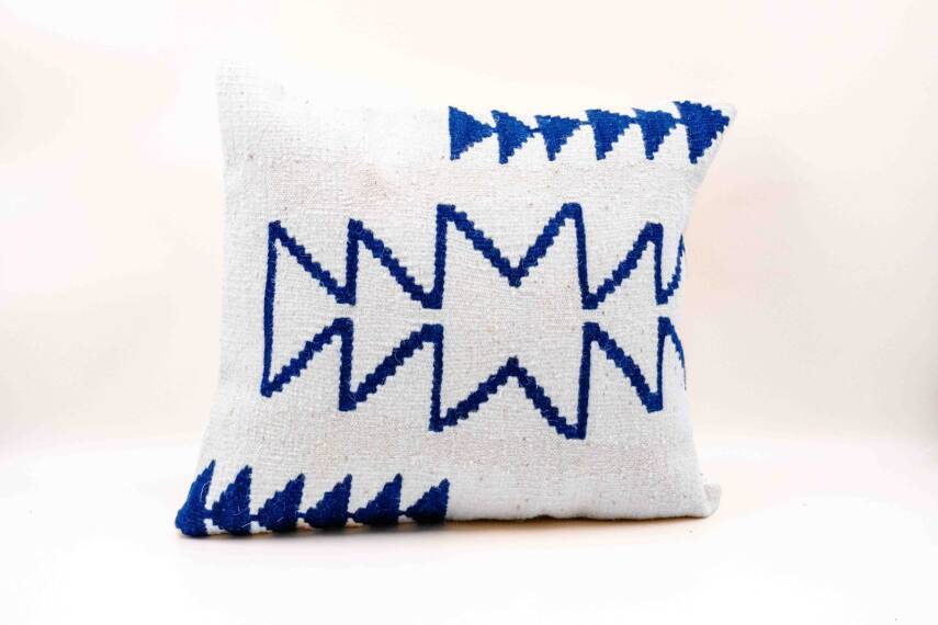 Krem Lacivert Geometrik Yün Kilim Kırlent Kılıfı - 2