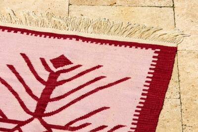 Pudra Bordo Hayat Ağacı Motifli El Dokuma Yün Kilim - 6
