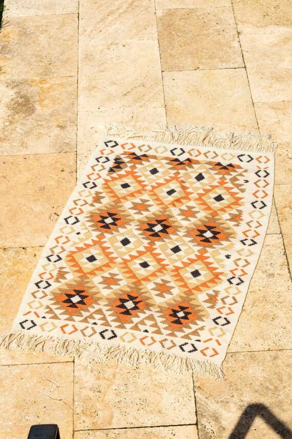 Toprak Tonları Geometrik Desenli El Dokuma Yün Kilim - 3