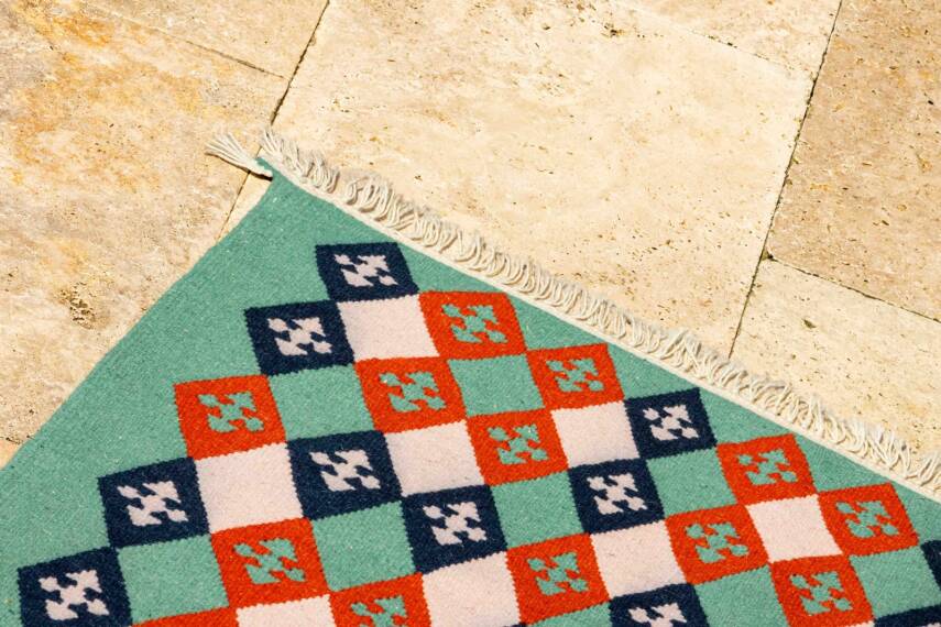 Yeşil Baklava Desenli El Dokuma Yün Kilim - 5